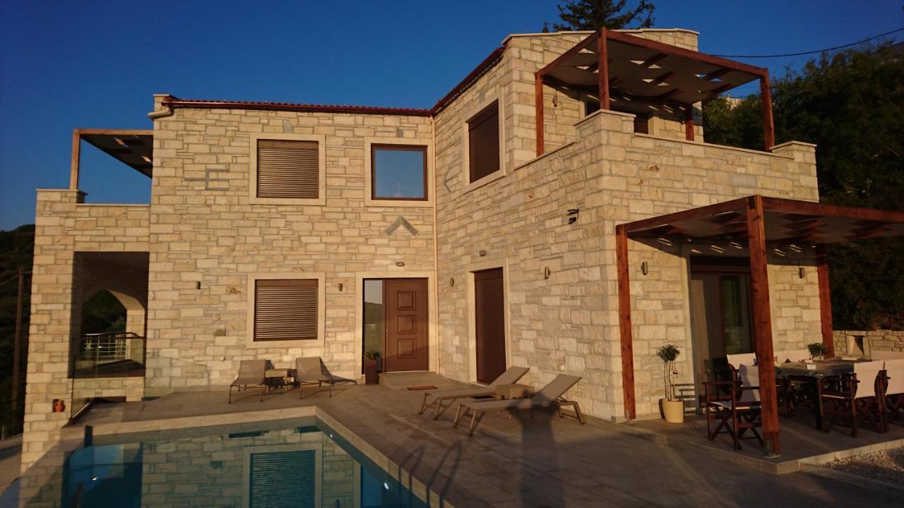 Villa Olive Valley Loutraki  Exterior photo